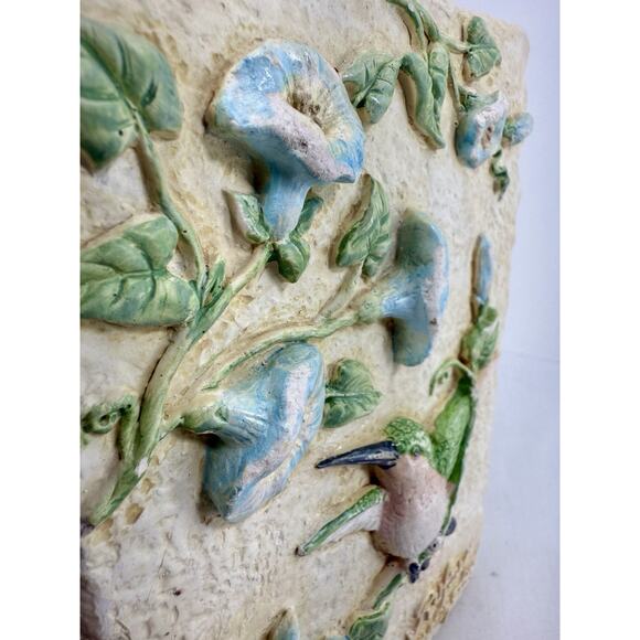 Avon Decorative Hummingbird Wall Plaques Set of 3 Vintage 5x7 Floral Relief - Picture 13 of 14